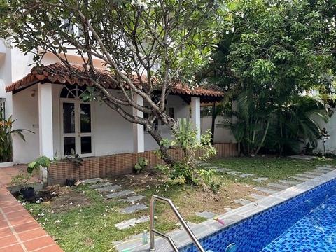 cho thuê villa thảo điền quận 2, đường quốc hương giá cho thuê 6500$/tháng