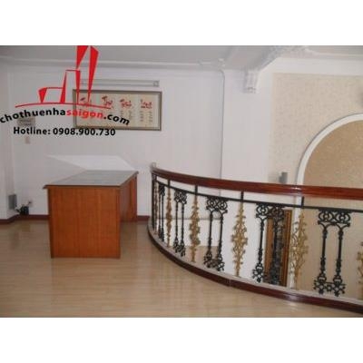 cho thuê nhà nguyên căn đường nguyễn lan khanh, p2, quận phú nhuận, giá 2000$/tháng