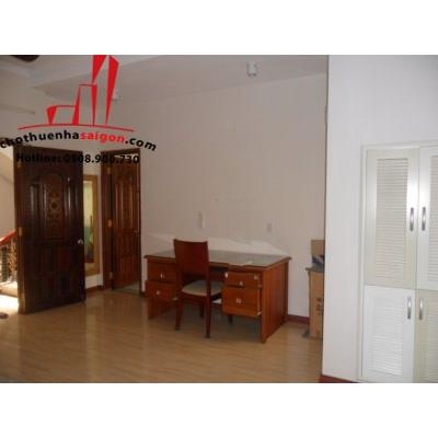 cho thuê nhà nguyên căn đường nguyễn lan khanh, p2, quận phú nhuận, giá 2000$/tháng