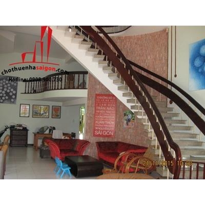 cần cho thuê biệt thự sân vườn rộng phường thảo điền quận 2, giá cho thuê:3300$/tháng/bao thuế