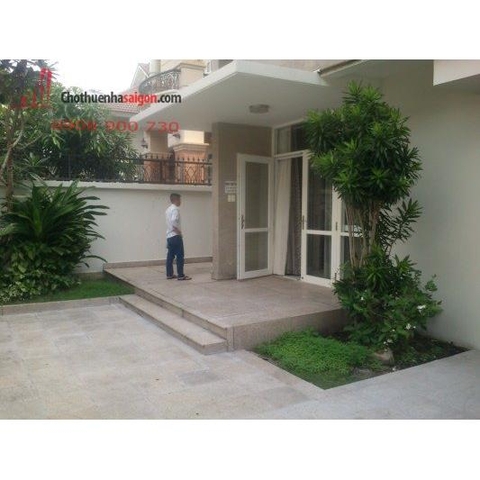 Cho thuê Villa Quận 2, khu Thảo Điền, giá 3000$