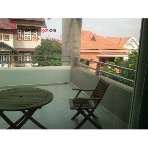Cho thuê Villa Quận 2, khu Thảo Điền, giá 3000$