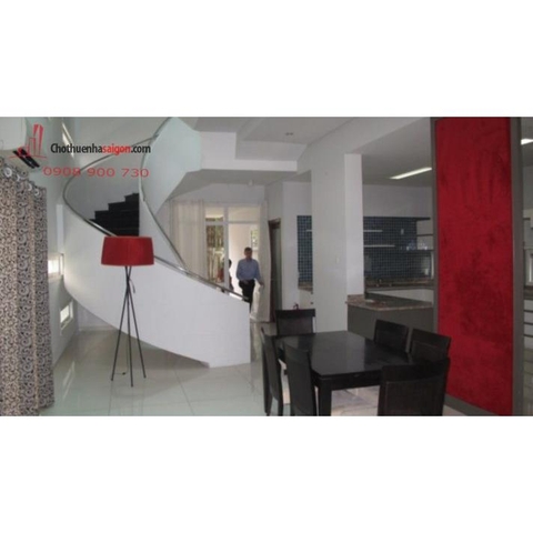 Cho thuê Villa Quận 2, khu Thảo Điền, giá 3000$