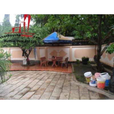 cho thuê biệt thự  đường trần não,phường bình an giá 2500$/tháng