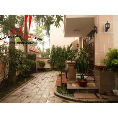 cho thuê biệt thự  đường trần não,phường bình an giá 2500$/tháng