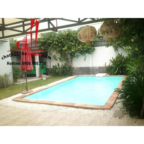 Cho thuê Villa Quận 2, khu Thảo Điền, giá 2300$