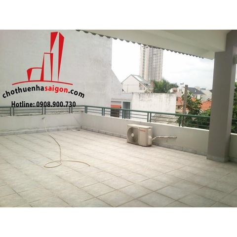 Cho thuê Villa Quận 2, khu Thảo Điền, giá 2300$