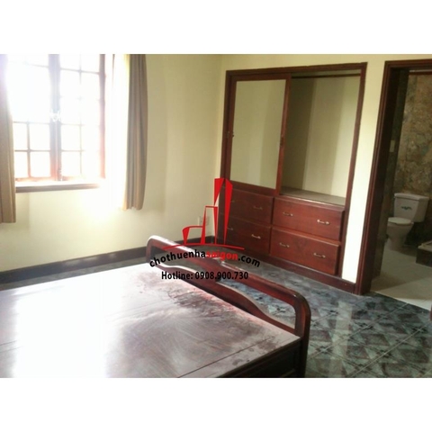 Cho thuê biệt thự Quận 2 - khu Trần Não, giá 1200$