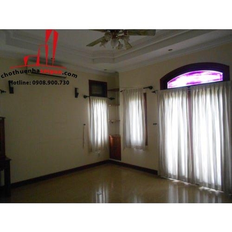 cho thuê  biệt thự quận 2, đường quốc hương giá 4200$