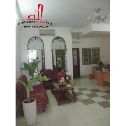 cho thuê biệt thự quận bình thạnh, đường nguyễn cửu vân, p17, quận bình thạnh giá cho thuê :1800$/tháng