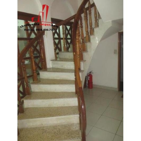 cho thuê biệt thự quận bình thạnh, đường nguyễn cửu vân, p17, quận bình thạnh giá cho thuê :1800$/tháng
