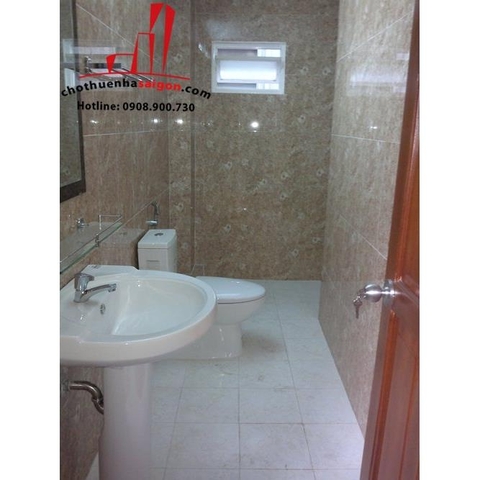 cho thuê nhà quận 1, đường mạc đỉnh chi giá 1500$