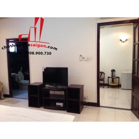 cần cho thuê villa quận tân bình ,đường bạch đằng, giá 1500$/tháng