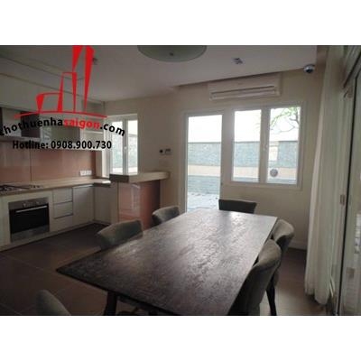 cần cho thuê biệt thự khu combound 243 đường nguyễn văn hưởng, quận 2 giá cho thuê:3000$/tháng
