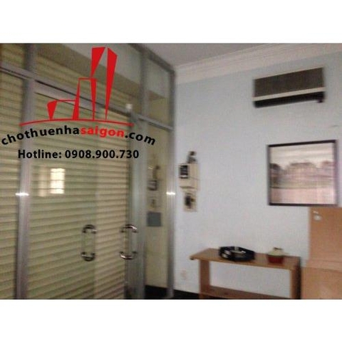 Cho thuê nhà Quận Bình Thạnh, Khu biệt thự Phan Văn Hân. Giá 1700$/tháng.