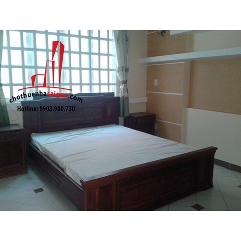 Cho thuê nhà Quận Phú Nhuận, hẻm đường Huỳnh Văn Bánh. Giá : 1.000 usd/tháng.