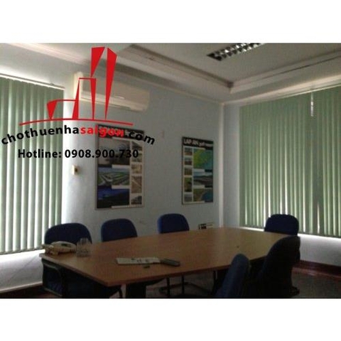 Cho thuê Villa Quận Bình Thạnh, Khu biệt thự Phan Văn Hân. Giá 1700$/tháng.