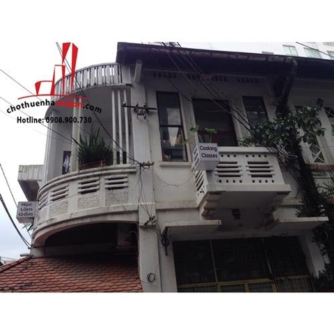 cần cho thuê biệt thự mặt tiền đường phan tôn, phường dakao quận 1, giá cho thuê:2200$/tháng