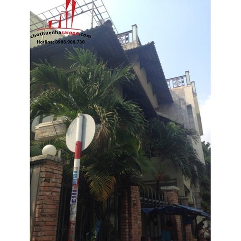 cho thuê nhà quận 3,nhà góc 2 mặt tiền đường huỳnh tịnh của giá cho thuê:2500$ tháng