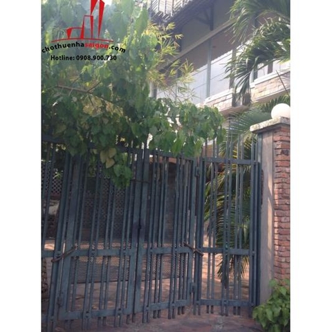 cho thuê nhà quận 3,nhà góc 2 mặt tiền đường huỳnh tịnh của giá cho thuê:2500$ tháng