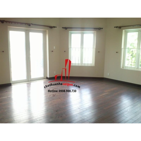 Cho thuê biệt thự Quận 2, đường Nguyễn Văn Hưởng, Thảo Điền, giá 3000$