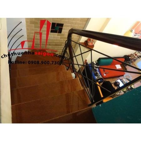 cho thuê nhà nguyên căn hẽm đường nguyễn thị minh khai, quận 1