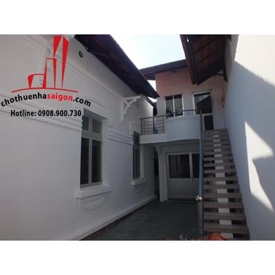 biệt thự kiểu pháp cổ ngay trung tâm quận 3, đường hai bà trưng cho thuê giá cho thuê:3800$/tháng
