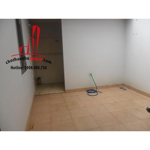 Cho thuê Villa Quận Phú Nhuận, mặt tiền đường Hoa Lan khu Phan Xích Long. Giá : 45 triệu/tháng.