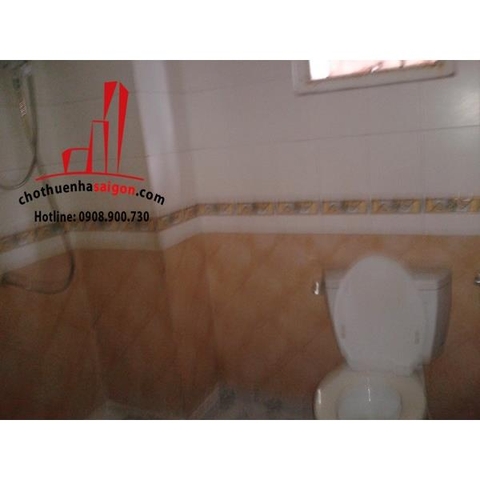 Cho thuê nhà Quận Bình Thạnh, mặt tiền đường Phan Xích Long. P3. Giá : 30 triệu/tháng.