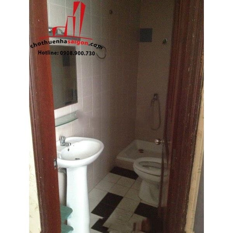 CHO THUÊ NHÀ MẶT TIỀN ĐƯỜNG NGUYỄN TRỌNG TUYỄN, PHƯỜNG 2, QUẬN TÂN BÌNH, GIÁ : 28 Triệu