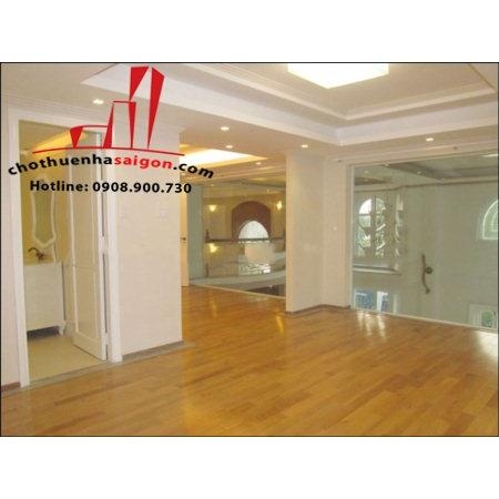 cho thuê biệt thự sân vườn khu thảo điền, quận 2