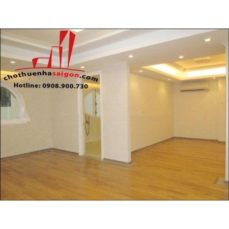 cho thuê biệt thự sân vườn khu thảo điền, quận 2