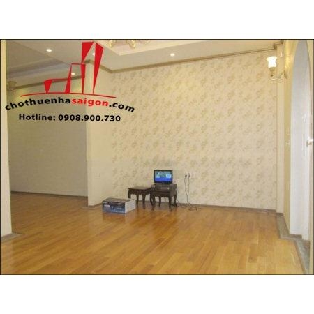 cho thuê biệt thự sân vườn khu thảo điền, quận 2