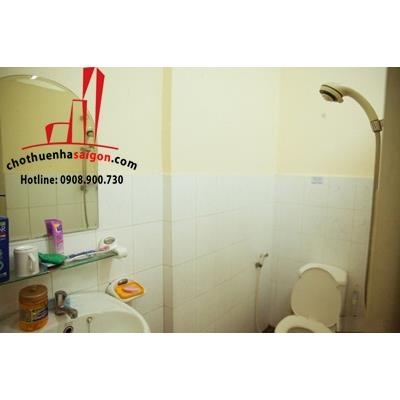 cho thuê nhà nguyên căn hẽm đường nguyễn thị minh khai,quận 1, giá 14tr/tháng