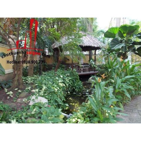 Cho thuê Villa Quận 2, khu Thảo Điền, giá 4500$