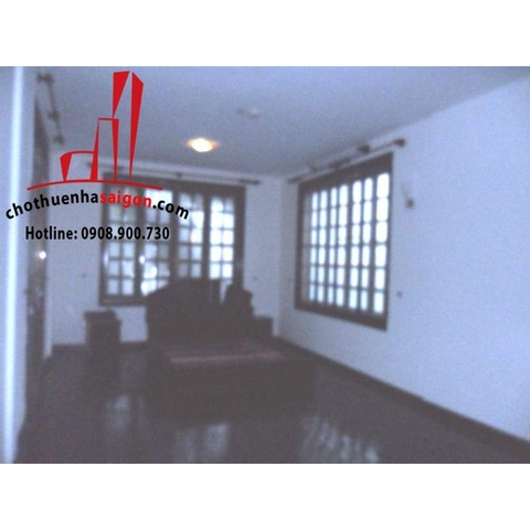 Cho thuê Villa Quận 2, khu Thảo Điền, giá 2000$