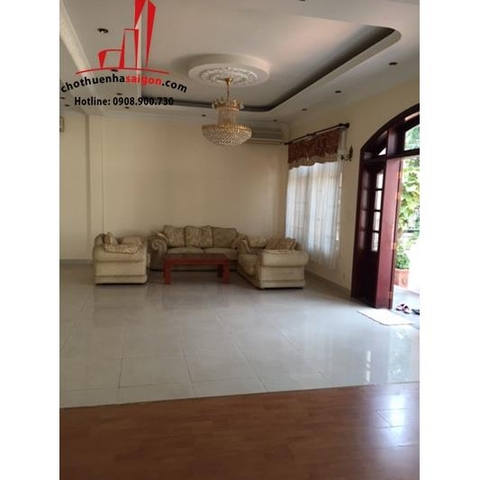 cho thuê biệt thự đường nguyễn văn hưởng,  khu combound thảo điền 1, quận 2, giá cho thuê:2300$/tháng