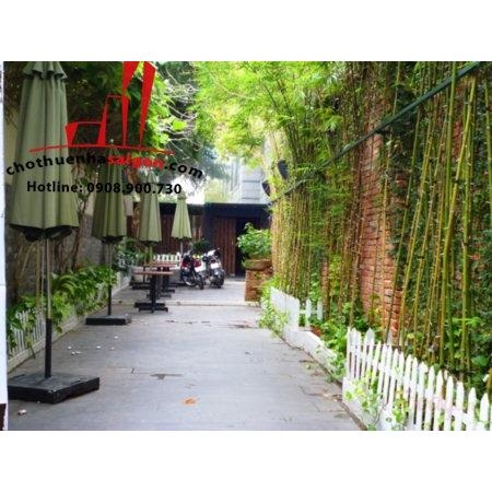 cho thuê biệt thự sân vườn đường hồ biểu chánh, quận phú nhuận