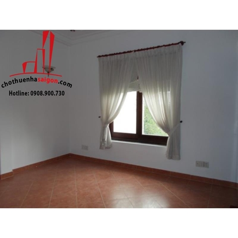 Cho thuê Villa Quận 2, khu Thảo Điền, giá 2000$