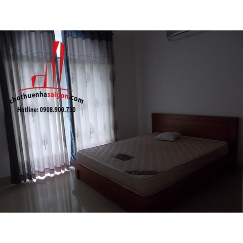 Cho thuê nhà Quận Bình Thạnh, mặt tiền đường nội bộ Chu Văn An. Giá : 20 triệu/tháng.