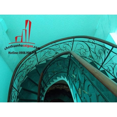 Cho thuê nhà Quận Bình Thạnh, mặt tiền đường nội bộ Chu Văn An. Giá : 20 triệu/tháng.