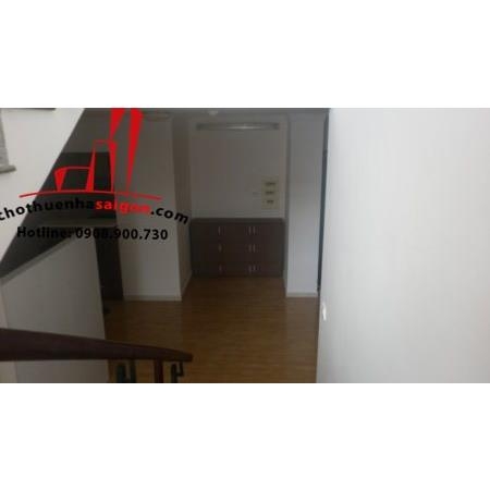 Căn hộ cao cấp cho thuê penhouse Central Garden tọa lạc đường bến chương dương, quận 1