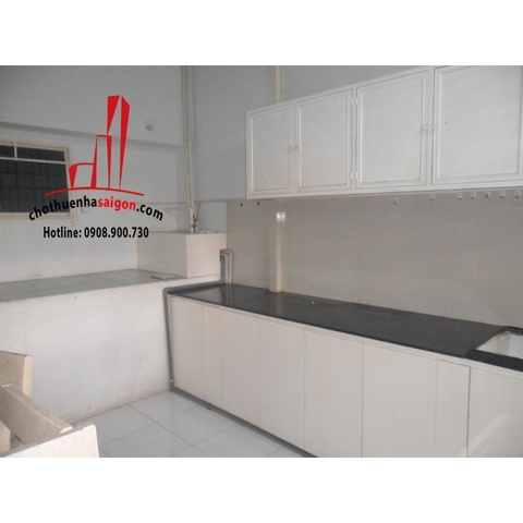 Cho thuê nhà quận Tân Bình, đường nội bộ khu sân bay, quận Tân Bình, Giá: 15 Triệu