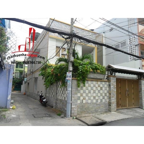 Cho thuê Villa Quận Phú Nhuận, mặt tiền đường Nguyễn Thị Huỳnh. Giá : 2.000 usd/tháng.