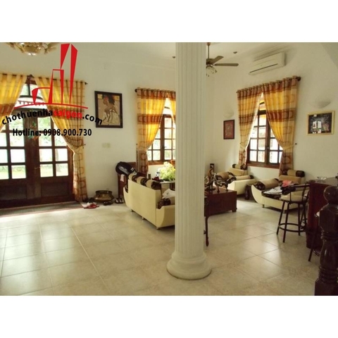 Cho thuê Villa Quận 2, khu Thảo Điền, giá 3000$