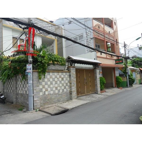 Cho thuê Villa Quận Phú Nhuận, mặt tiền đường Nguyễn Thị Huỳnh. Giá : 2.500 usd/tháng.