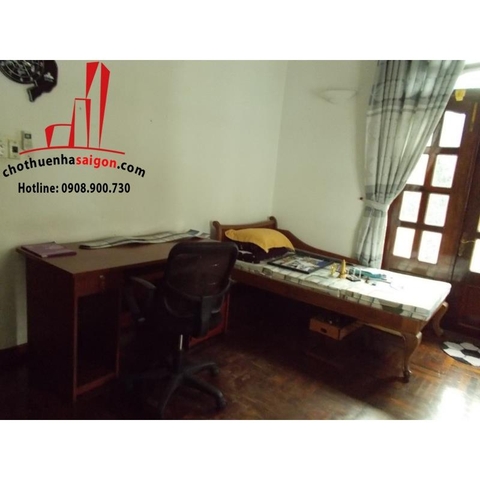 Cho thuê Villa Quận 2, khu Thảo Điền, giá 3000$