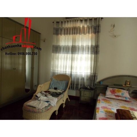 Cho thuê Villa Quận 2, khu Thảo Điền, giá 3000$