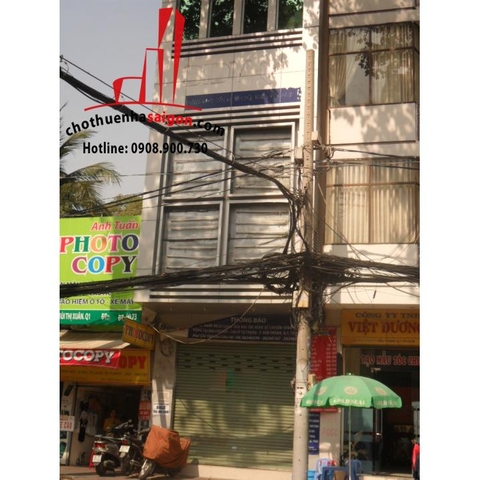 Nguyên căn mặt tiền đường Bùi Thị Xuân, quận 1.