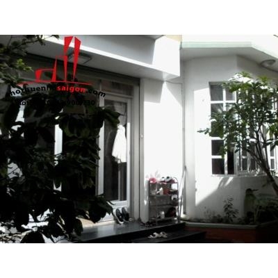 cần cho thuê biệt thự trung tâm quận 3, đường nam kỳ khỏi nghĩa giá cho thuê:3000$/tháng